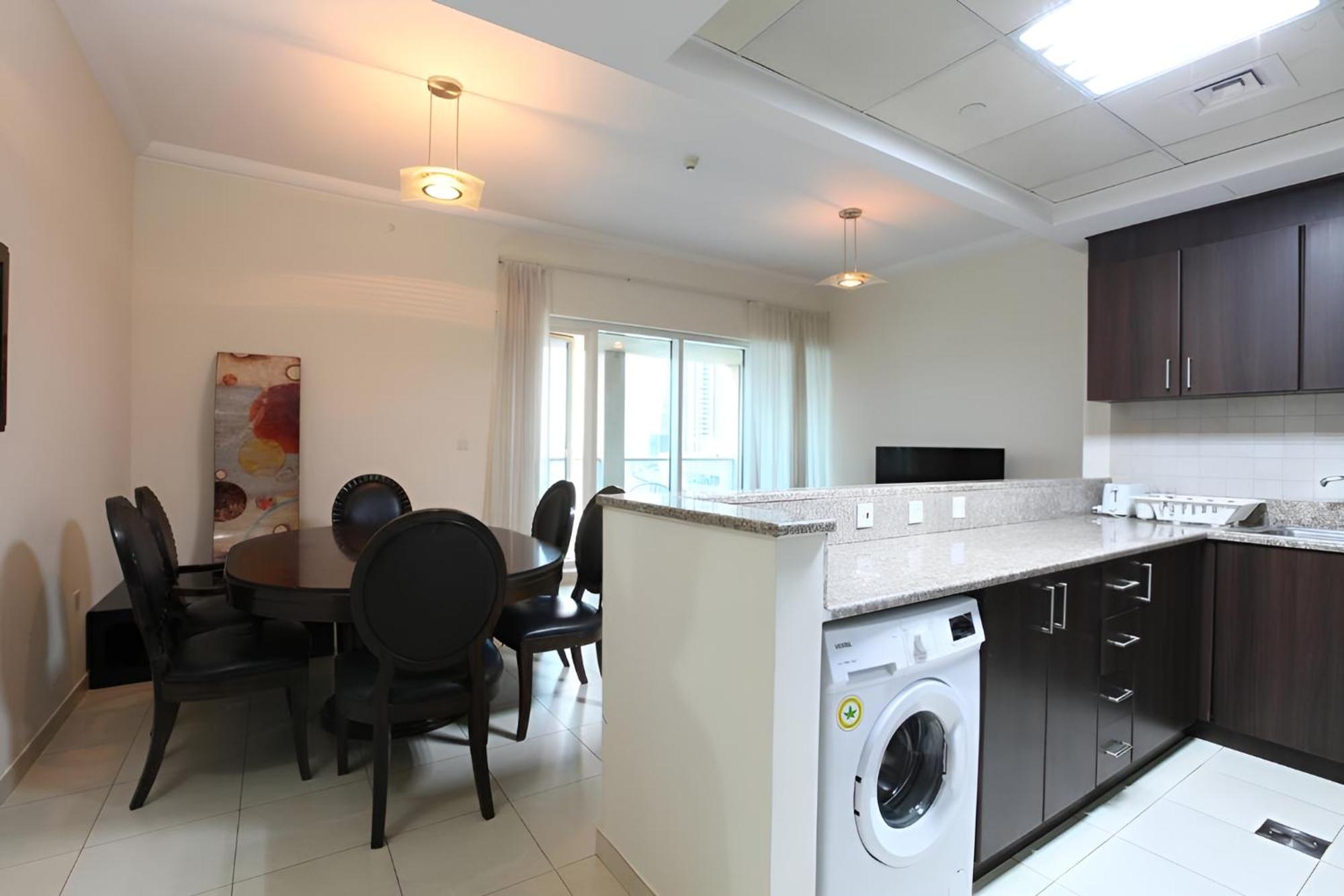 Brown Stone Homes Chruchill * Dubai