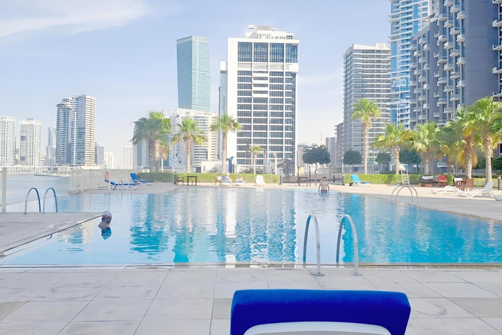 Brown Stone Homes Chruchill * Dubai