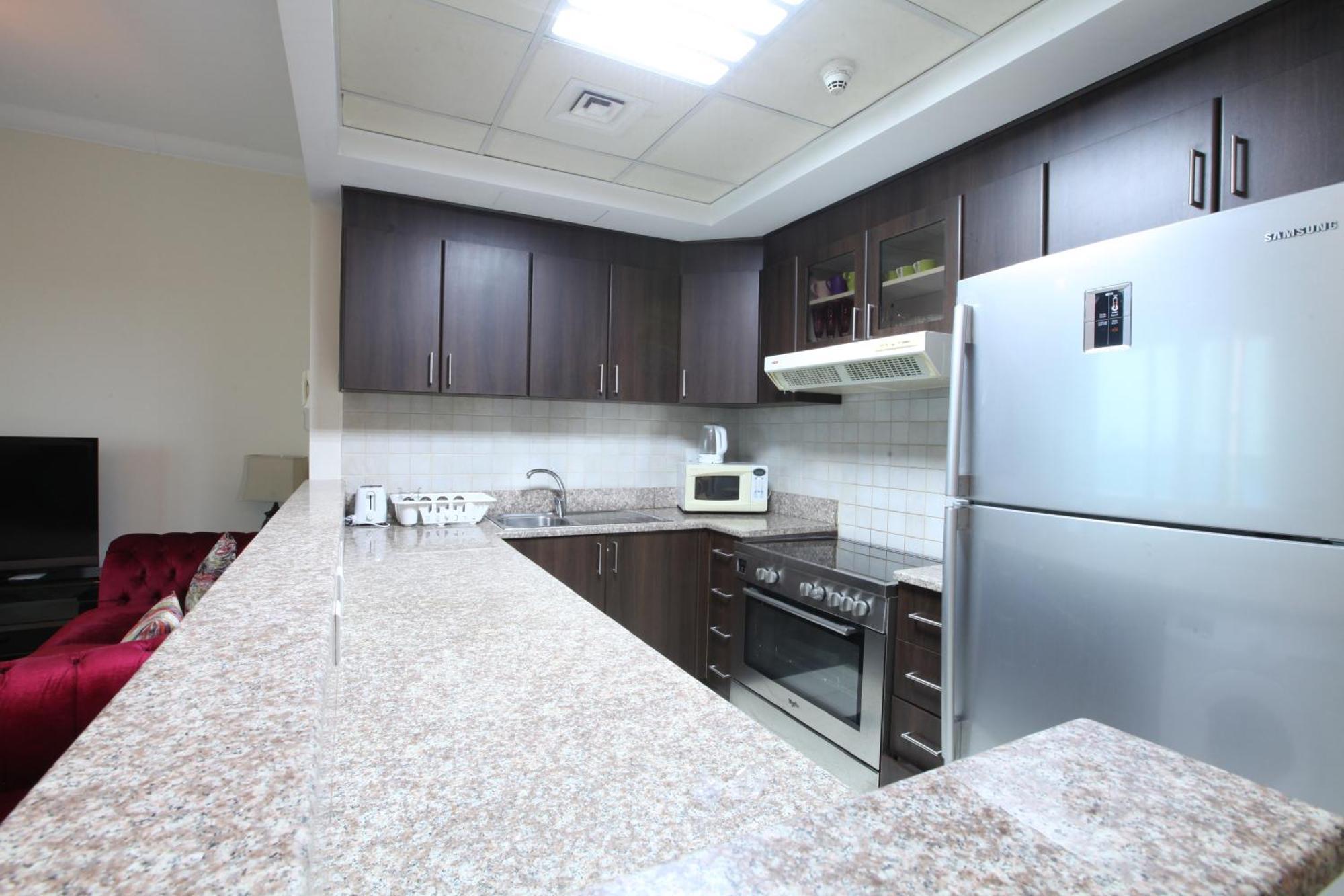 Apartment Brown Stone Homes Chruchill *